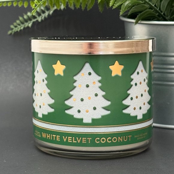 BBW White Velvet Coconut Bath & Body Works 3 Wick Candle - Picture 1 of 10